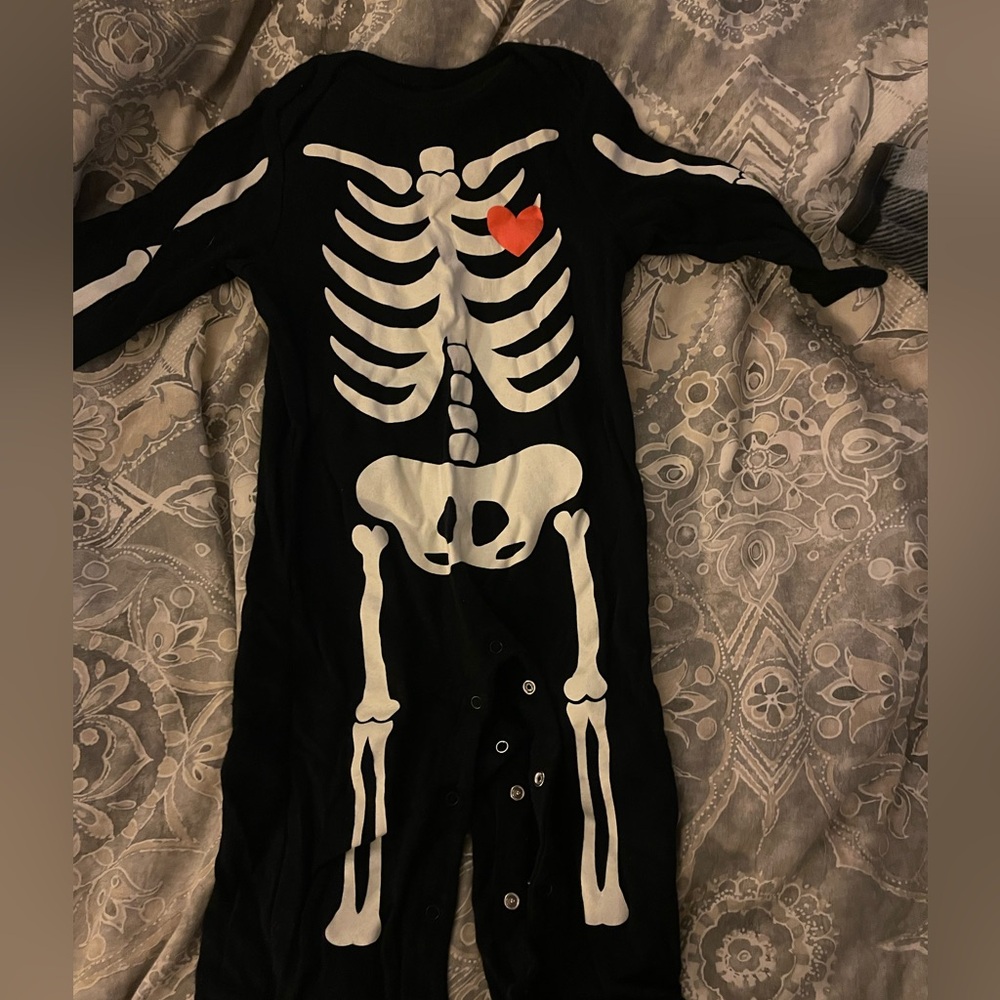 Old Navy Black Skeleton Onesie with Red Heart. Size 12-18 months